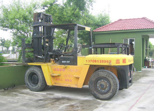 叉车